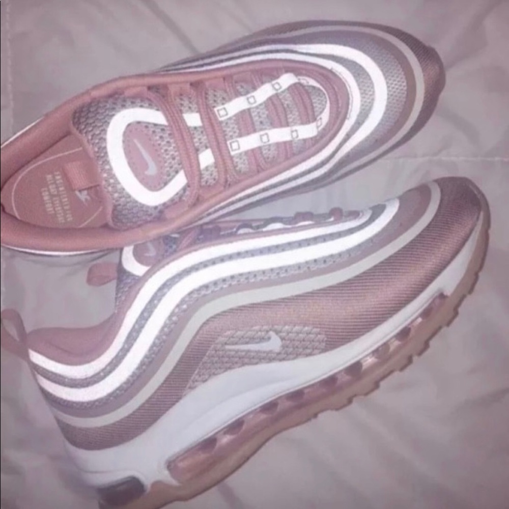 Nike Air Max women.